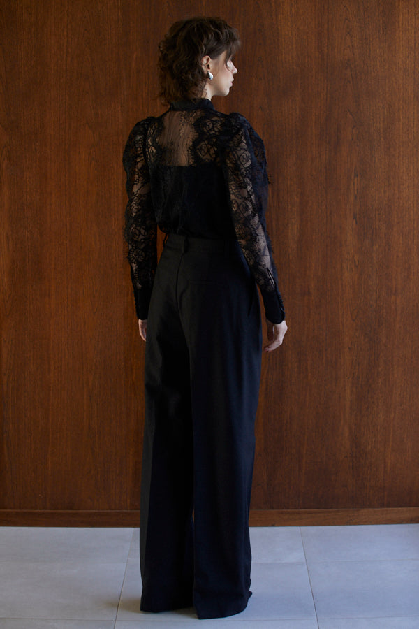Grace scalloped lace blouse <br>  -BLK-