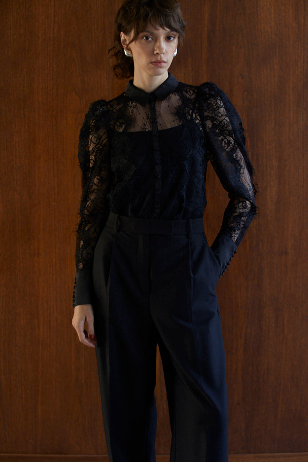 Grace scalloped lace blouse <br>  -BLK-