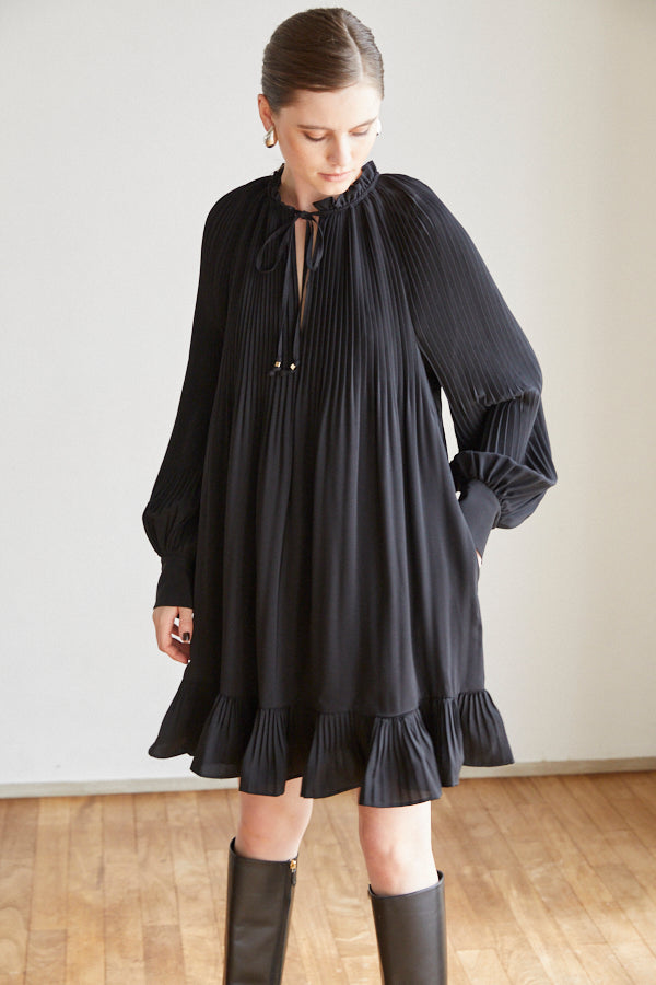 Pre-order Marion Pleated Dress <br> -BLK-