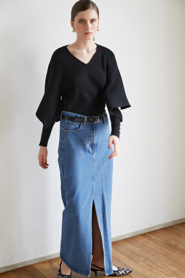 Margot Open Sleeve Knit pullover  <br> -BLK-