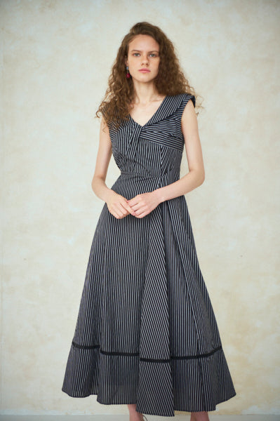 Gina Long Dress <br>-BLK.st-