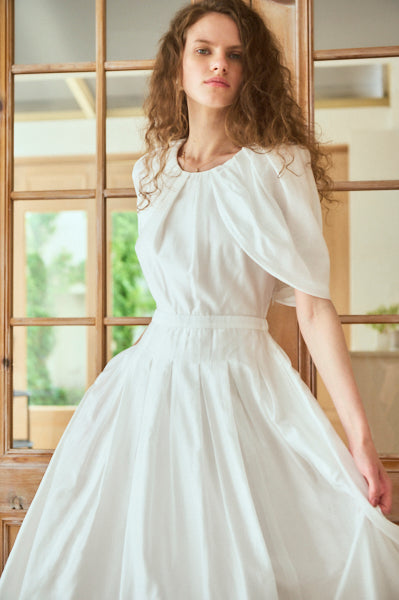 Lizzie Dress <br>-WHT-