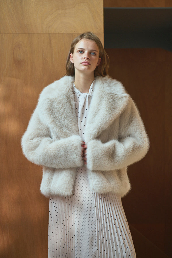 Pre-order Elisa Faux Fur Coat <br>-Silver.WHT-