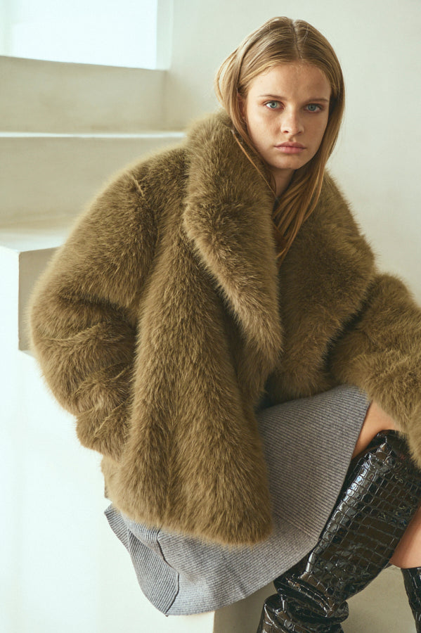 Pre-order Elisa Faux Fur Coat <br>-KHA-