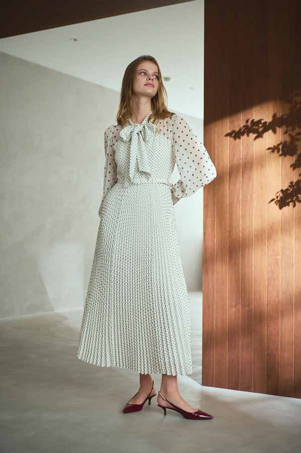 Allaria Pleated Dress <br>-Off.wht-