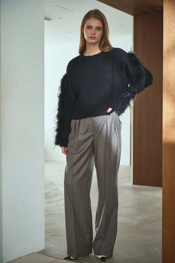 Adona Feather Knit Pullover <br> -BLK-