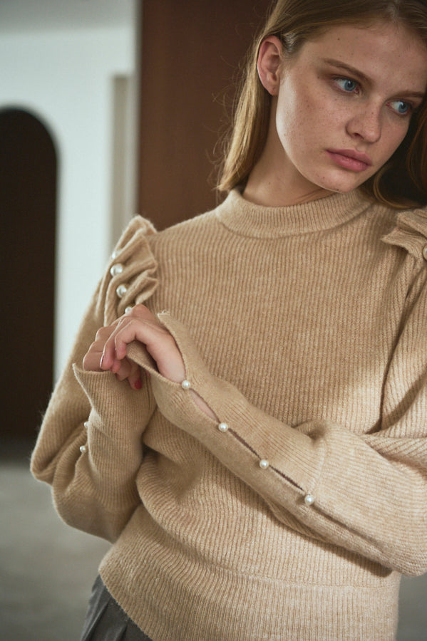 Pearl Crew neck Slash-sleeve sweater <br>  -L.BEG-