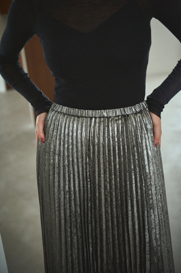 Siena Pleated Skirt <br>-Silver-