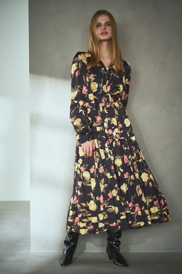 Paloma Belted Long Dress <br> -Flower.BK-