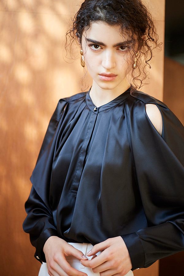 Alia Satin Blouse <br>-BLK-