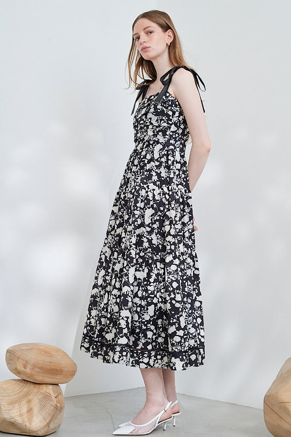 Sandra Floral-print long dress <br> -BLK x off pt-