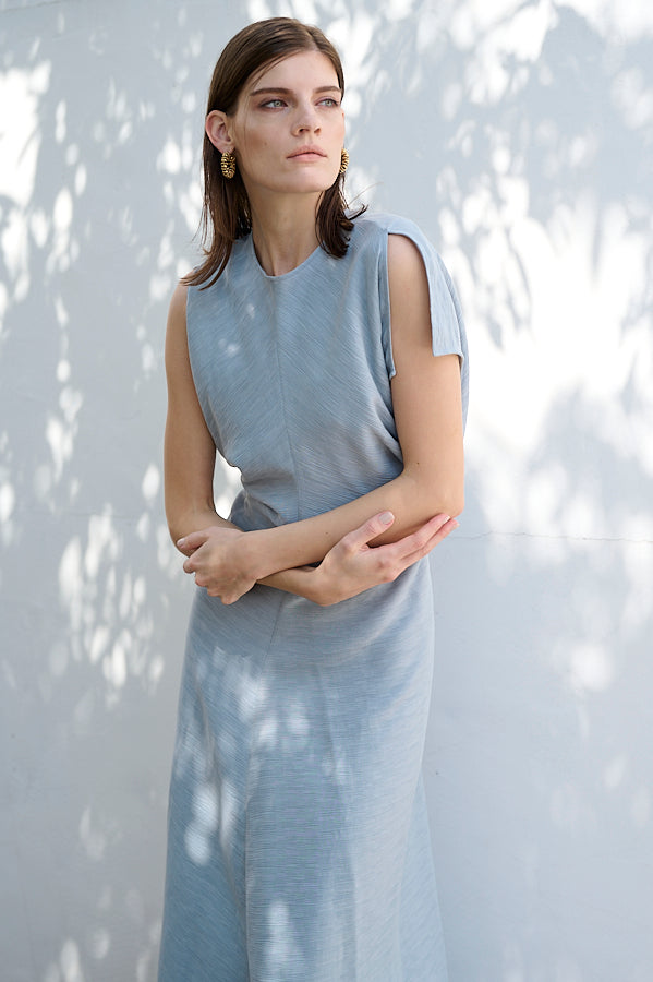 Dion Pleated Dress <br>-SAX-