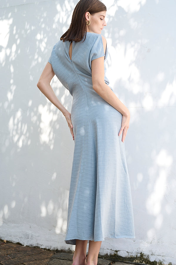 Dion Pleated Dress <br>-SAX-