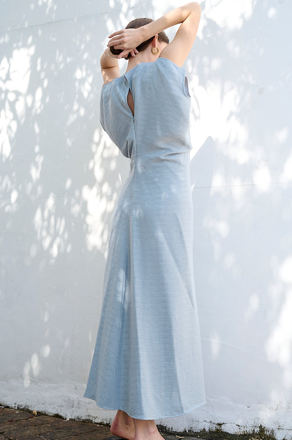 Dion Pleated Dress <br>-SAX-