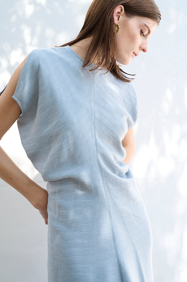 Dion Pleated Dress <br>-SAX-