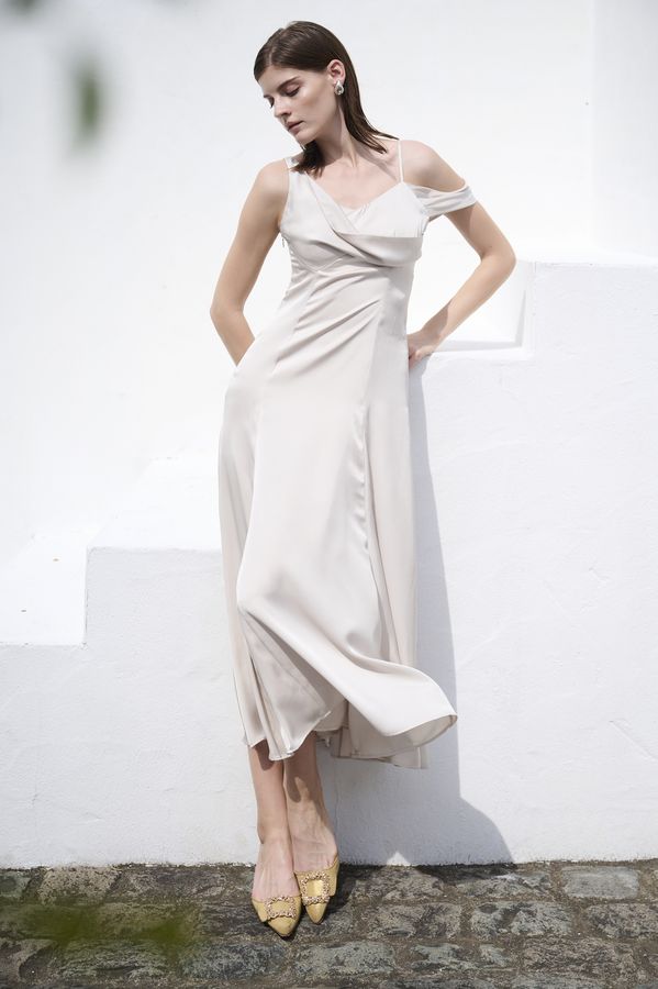 Gloria Dress <br> -Light beige-