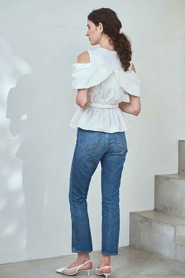 Delina Belted Top<br> -White-