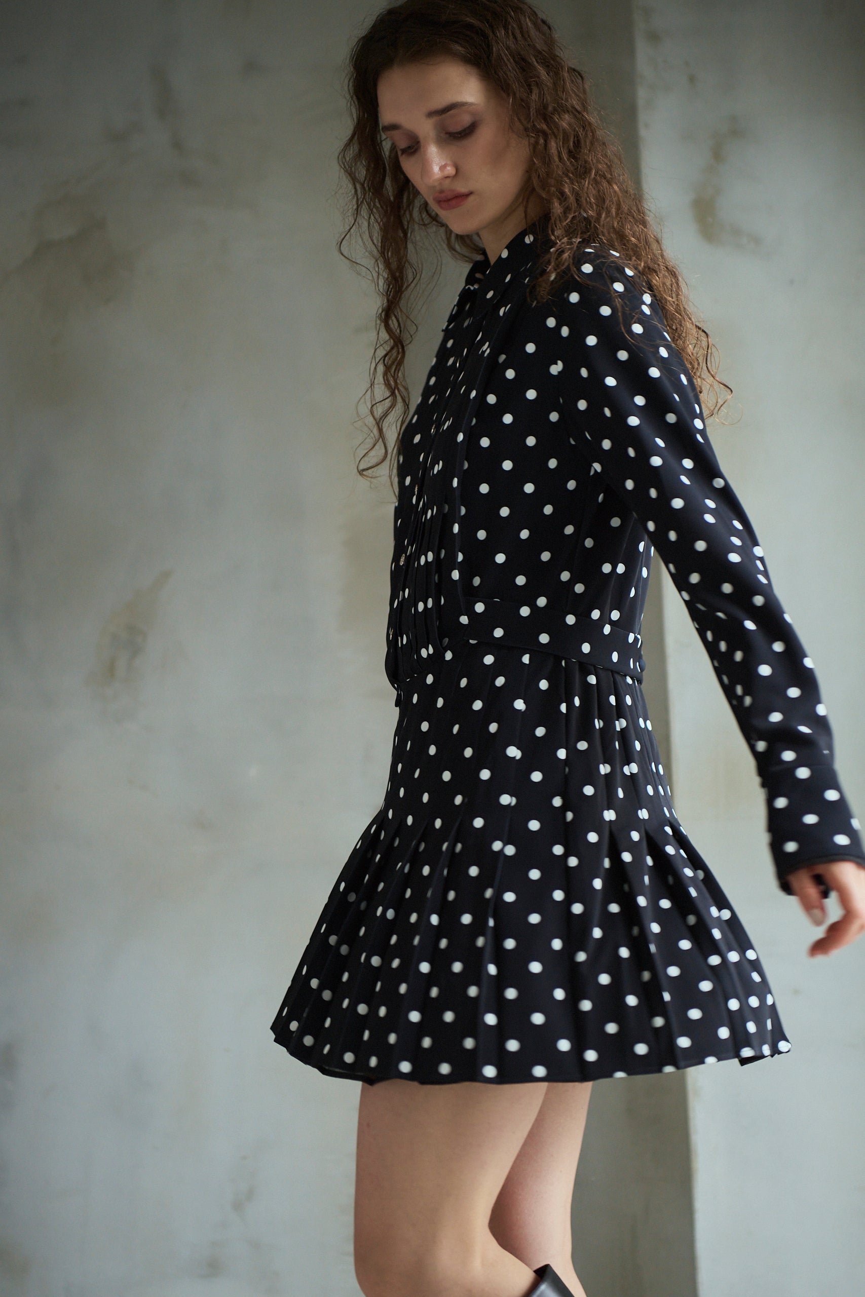 Diora Pleated Dress <br>-Dot.black-