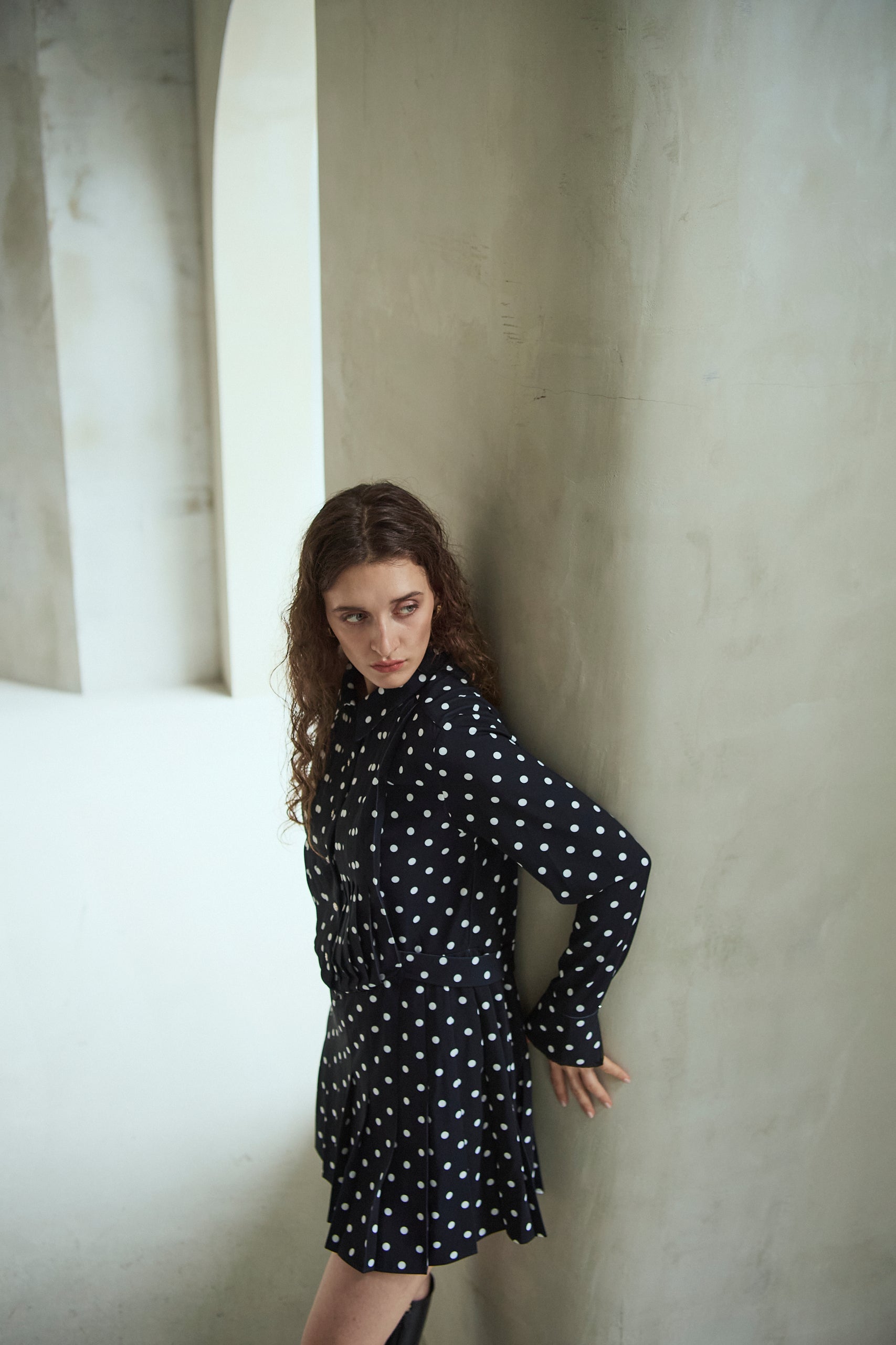 Diora Pleated Dress <br>-Dot.black-