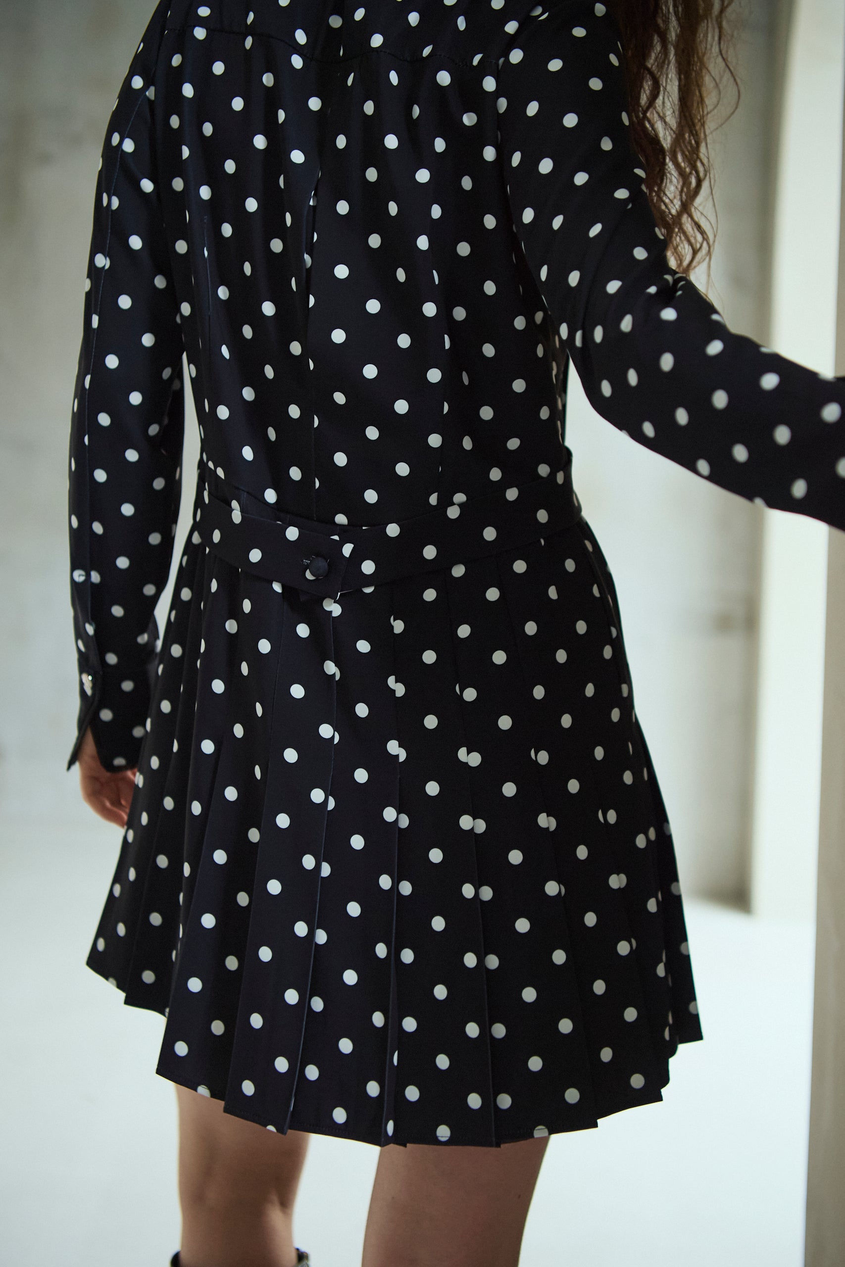 Diora Pleated Dress <br>-Dot.black-