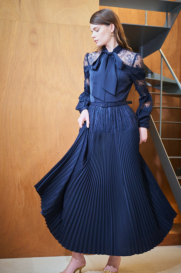 Estella.K Pleated Bow Dress ネイビー Frances Lace Dress -Navy- – Estella.K