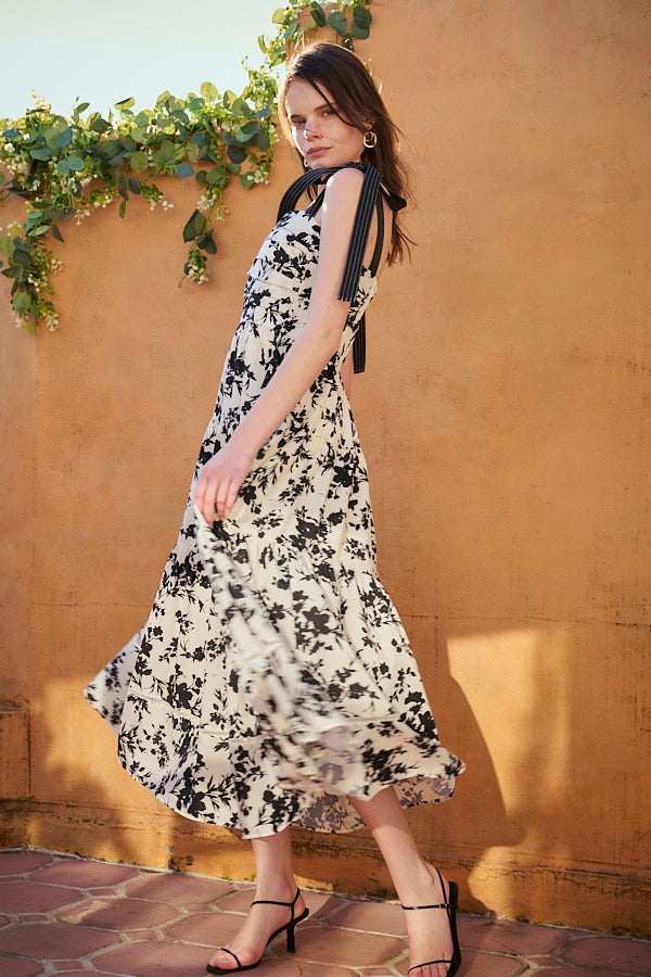 Sandra Floral-print long dress 2 -Black.pt- – Estella.K