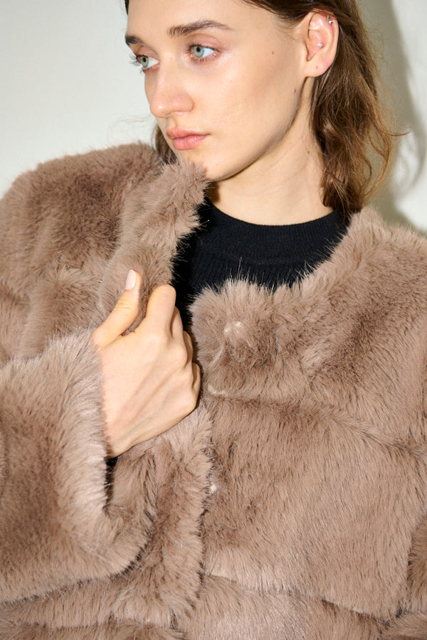 Pre-order<br>Coco Faux Fur Coat <br>-Mocha-