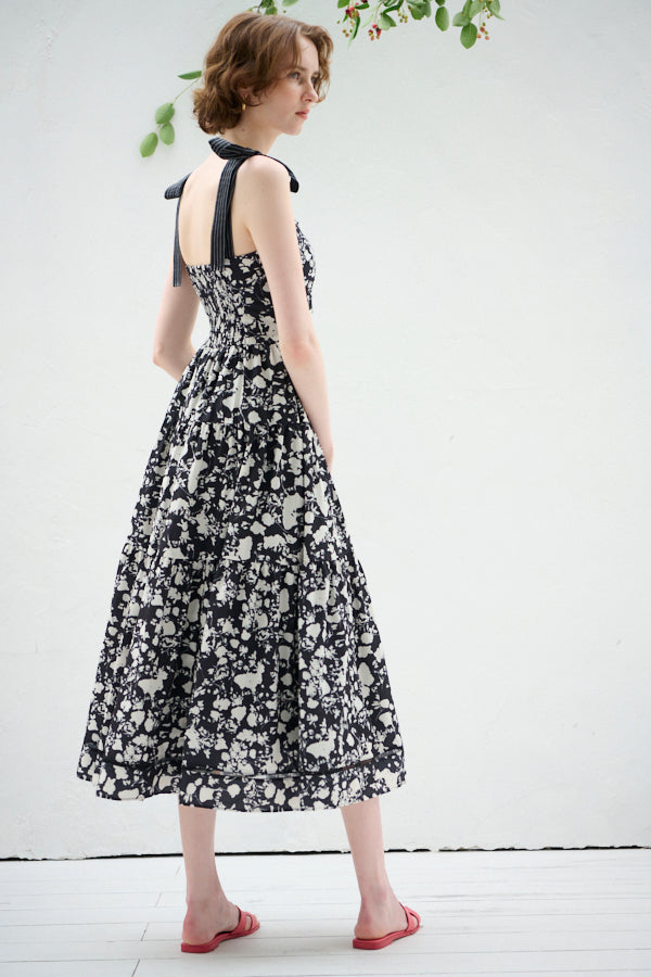 Pre-order Sandra Floral-print long dress <br> -BLK x off pt-